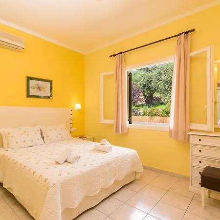 Xenia By Nisaki (Corfu)