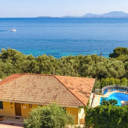 Villa Xenia By *